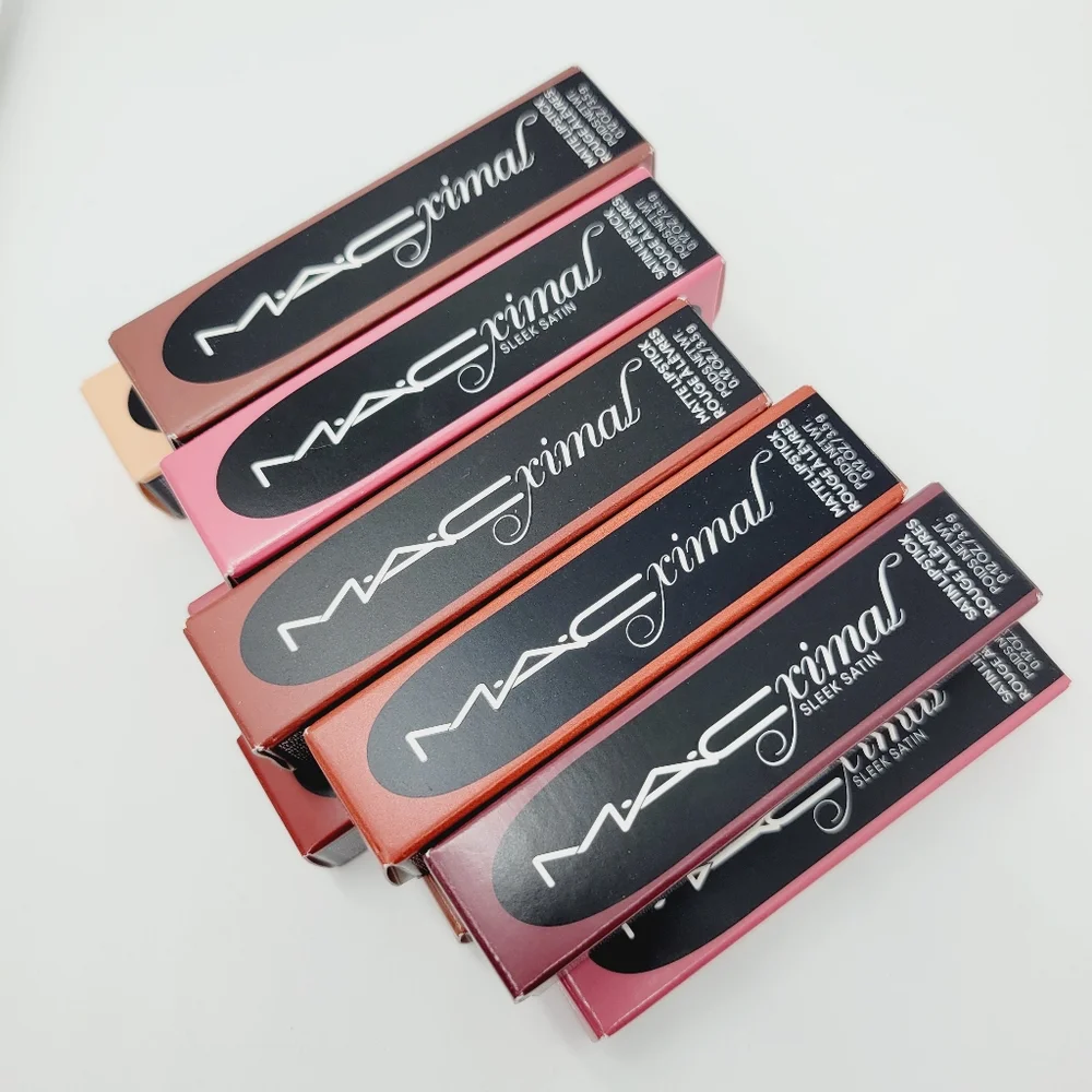 M•A•CXIMAL Silky Matte Lipstick Warm Teddy Warm Nude Brand New in Box Authent